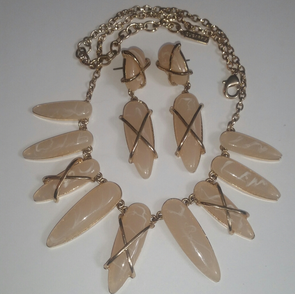 Sugarfix For Baublebar, Gold & Peach Necklace Set